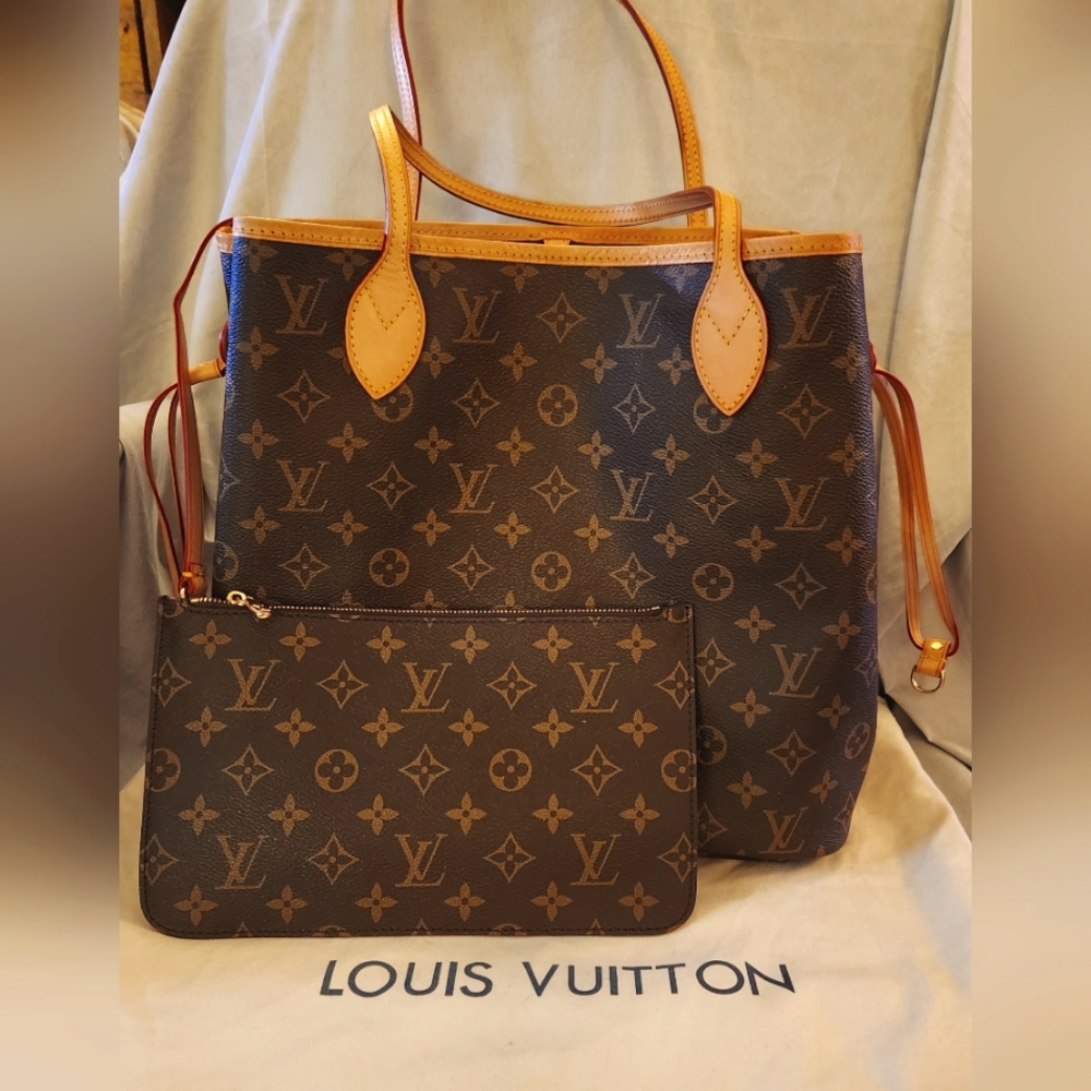 Louis Vuitton Monogram Neverfull MM Tote